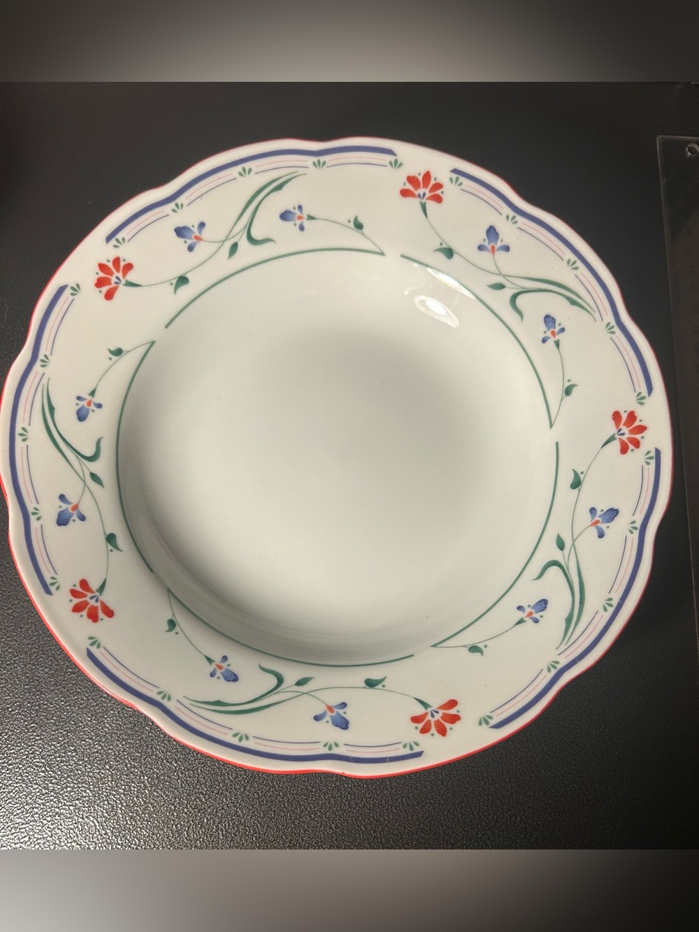 Set of 4 Grace by Gibson Design White Floral Scalloped Rim Serving Soup Bowl